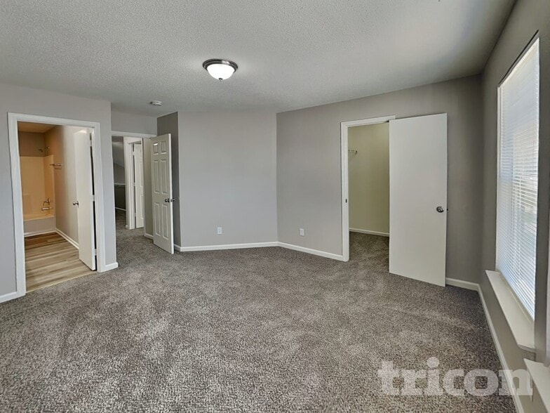 Building Photo - 6750 Kinnerton Dr
