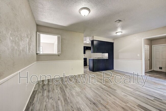 Building Photo - 333 NW 90th St