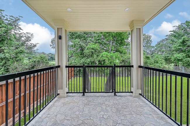 Building Photo - 12430 Pecan Ct