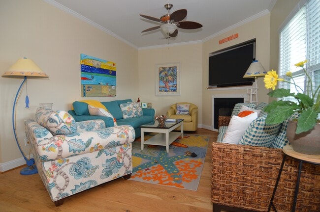 Building Photo - 108 Pelican Dr