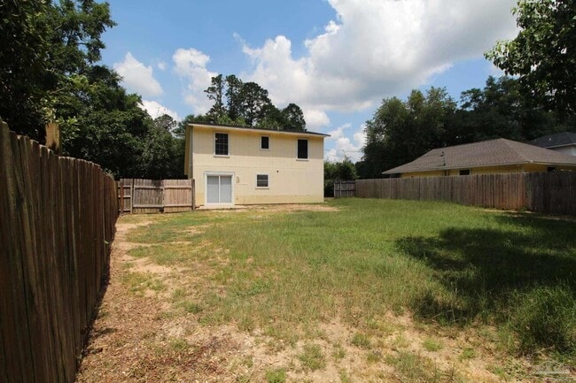 Building Photo - 5306 Windham Rd