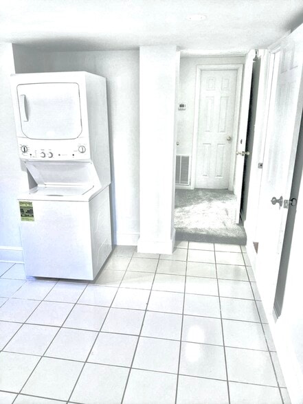 Building Photo - 6749 Eastern Ave