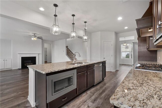 Building Photo - 2537 Sori Dr