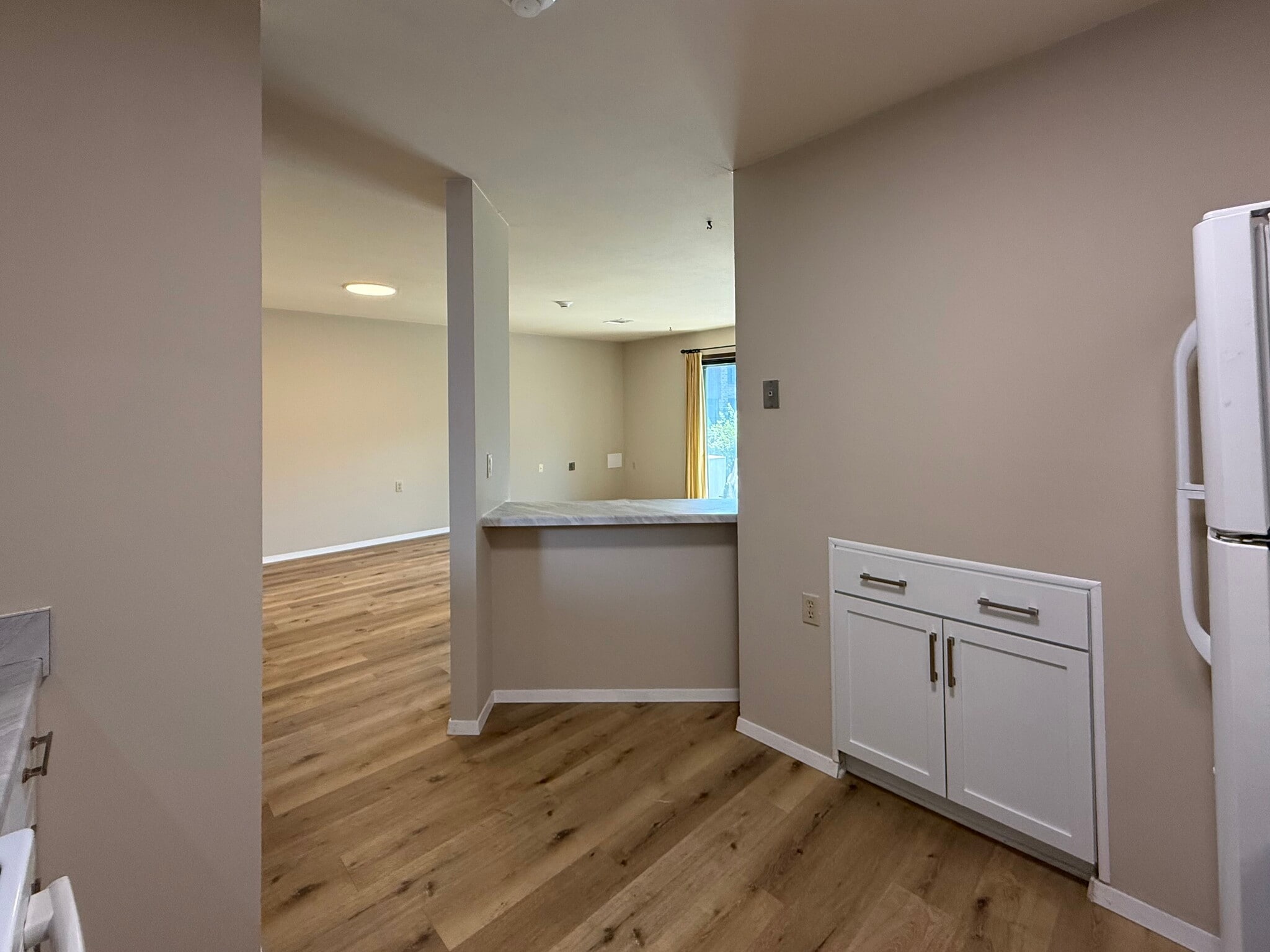 Building Photo - 9028 N Park Plaza Ct