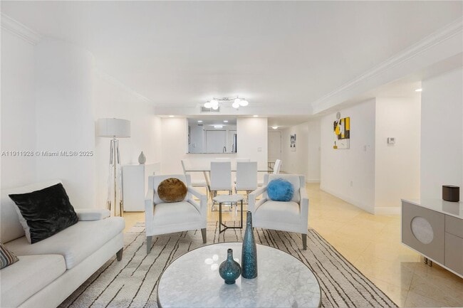 Building Photo - 2101 Brickell Ave