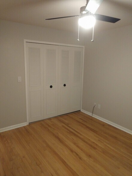 Building Photo - 8353 Kennedy Cir