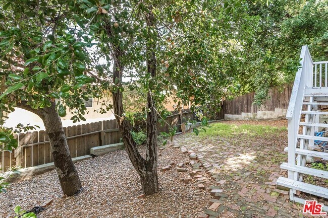 Building Photo - 23639 Clover Trail