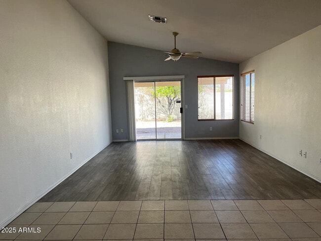 Building Photo - 2336 E Aire Libre Ave