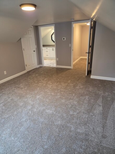 Building Photo - 415 Ford St