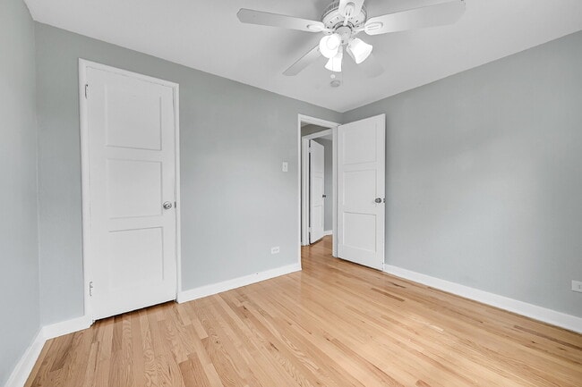 Building Photo - $1,995 - Updated 2 bed/1 bathroom Denver C...