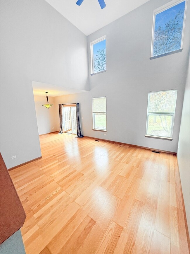 Building Photo - 1533 Keystone Ct