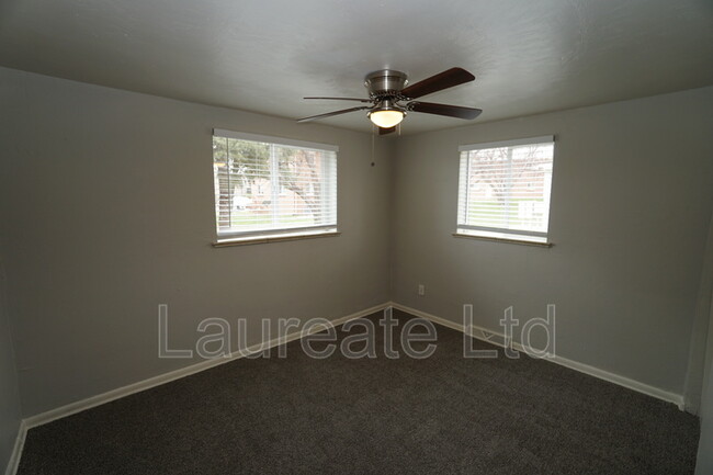 Building Photo - 673 Miller Ct