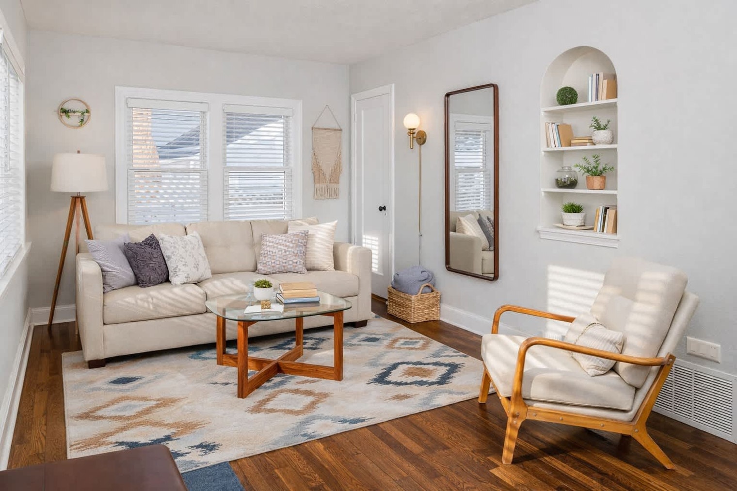 Building Photo - 432 W Seymour St