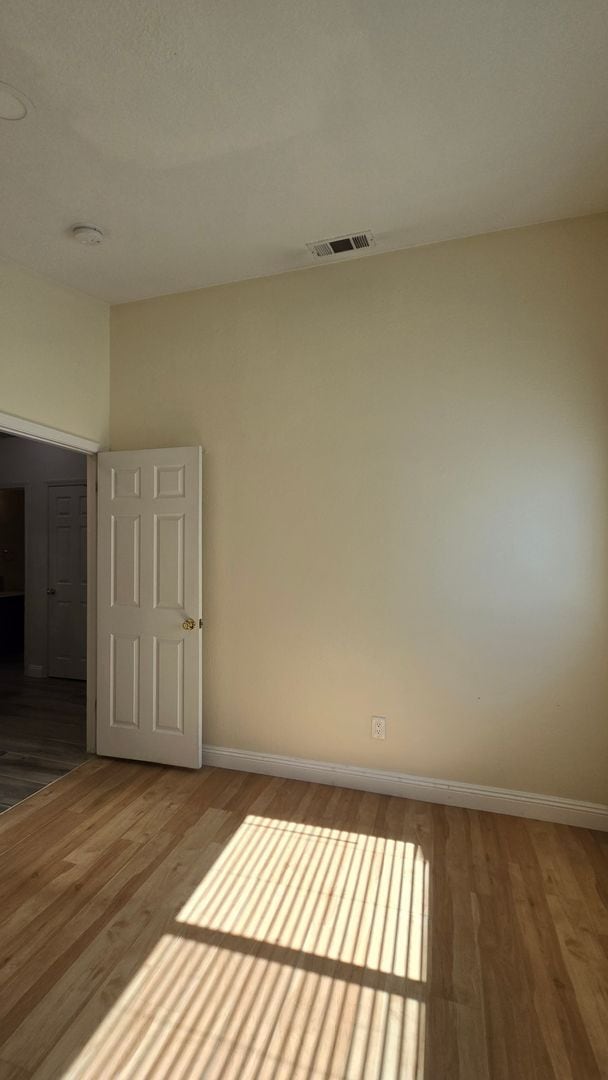 Building Photo - 8719 Starfish Dr