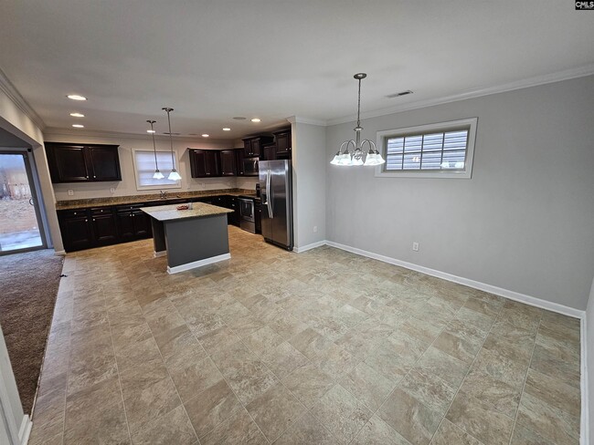 Building Photo - 940 Yarrow Ln