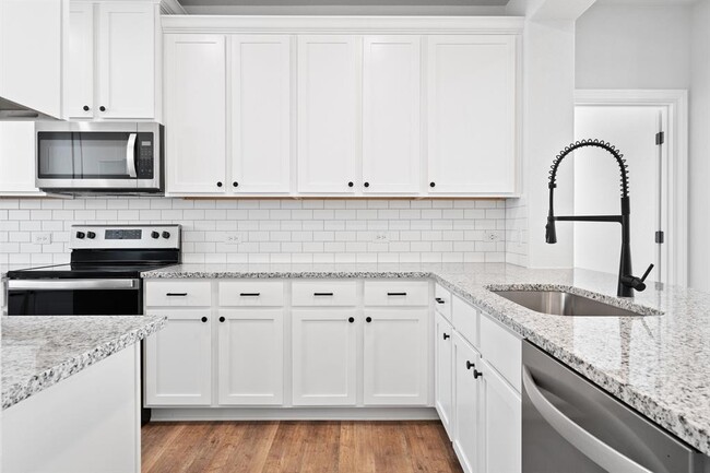 Building Photo - 9317 Gladsome Path