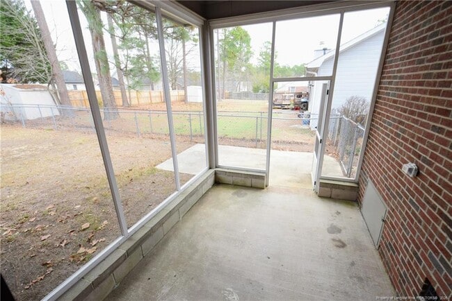 Building Photo - 7128 Dayspring Dr