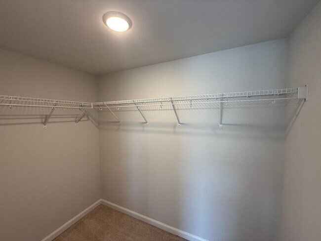 Building Photo - 2617 Avinity Pl