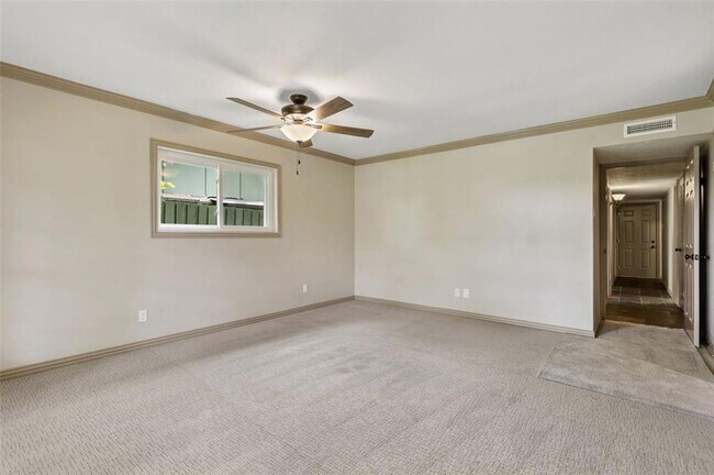 Building Photo - 5009 Pemberton Ln