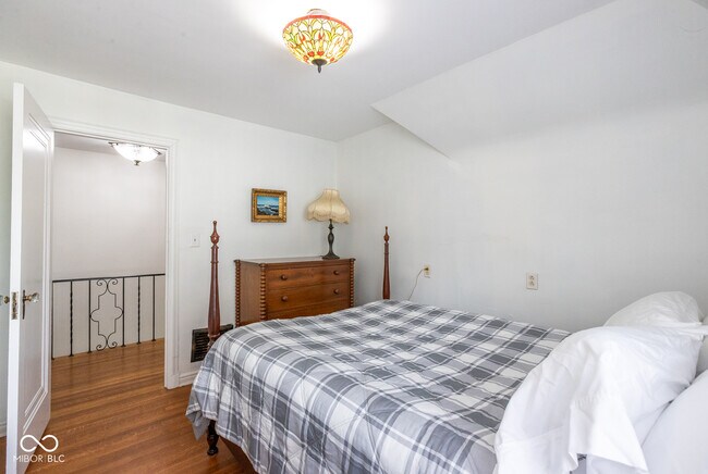 Building Photo - 3605 Hemlock Ave