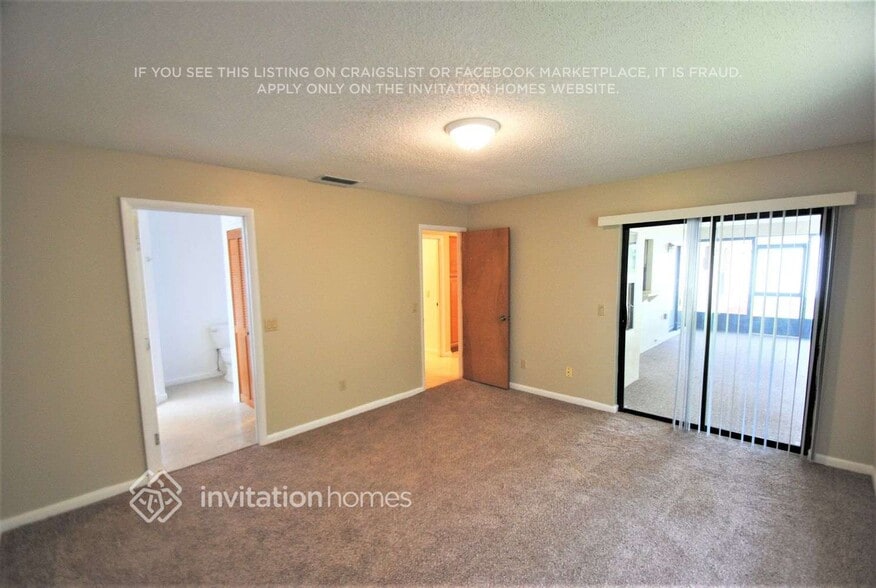 Building Photo - 2231 E Annapolis Dr