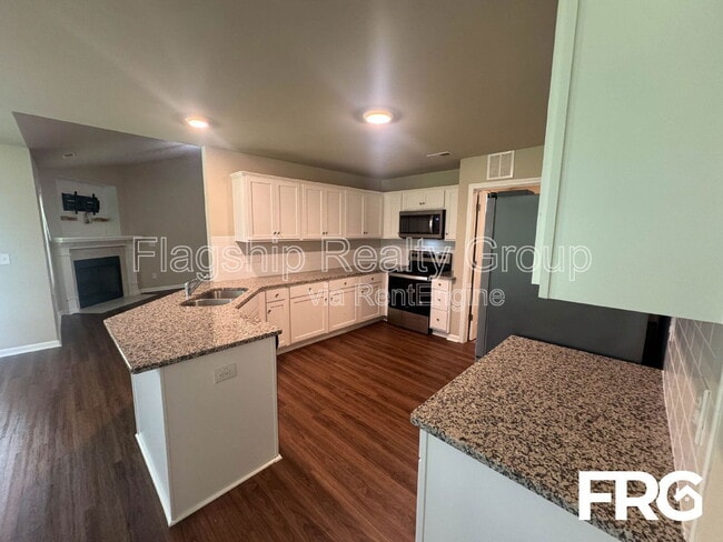 Building Photo - 110 Highland Pk Dr