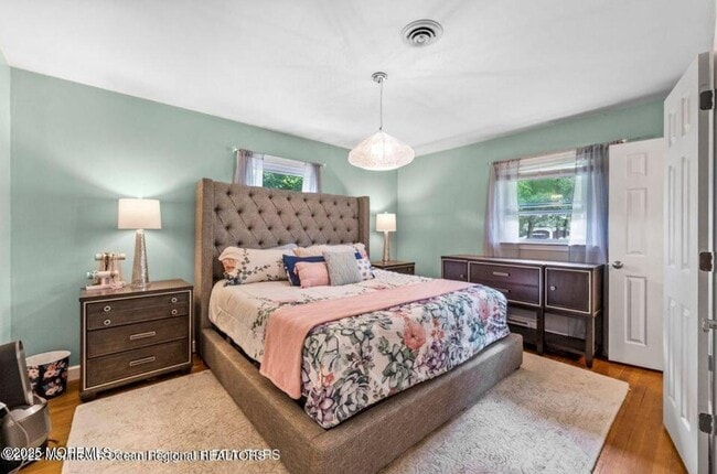 Building Photo - 545 Cassville Rd