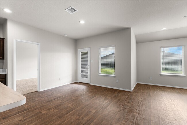 Building Photo - 5214 Perkins Rdg Wy