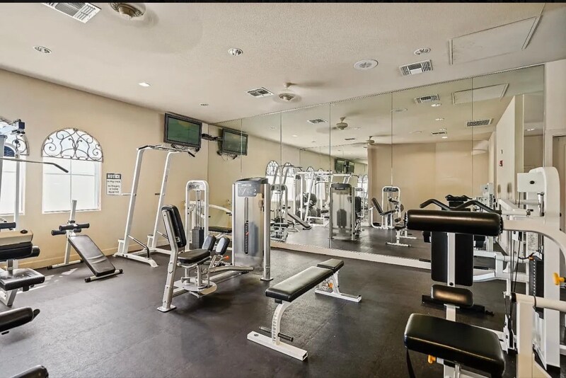 Building Photo - 1900 Danbrook Dr