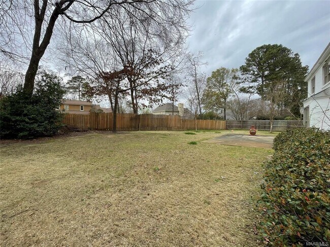 Building Photo - 8342 Longneedle Dr