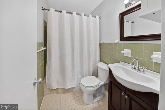 Building Photo - 6020 Cheshire Dr