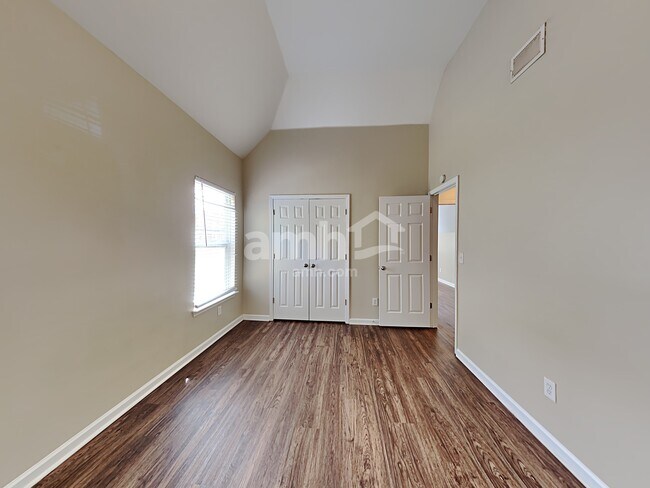 Building Photo - 1446 Wilson Manor Cir
