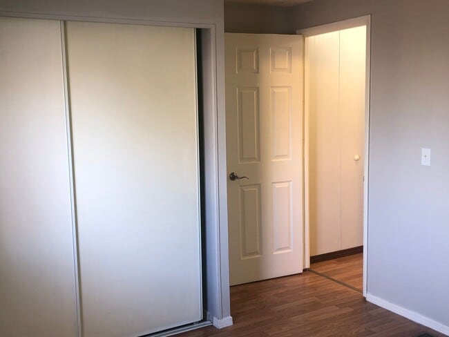 Building Photo - Great New Kingman 2+2 Split Floor plan!