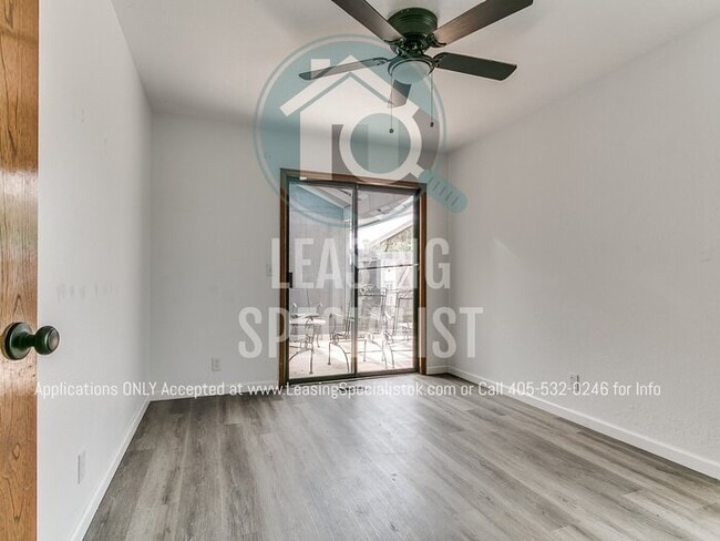 Building Photo - 2 Bed 2 Bath Garden Home in SW OKC's The R...