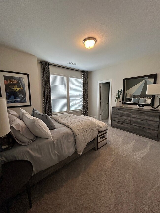 Building Photo - 606 Mill Pond Wy