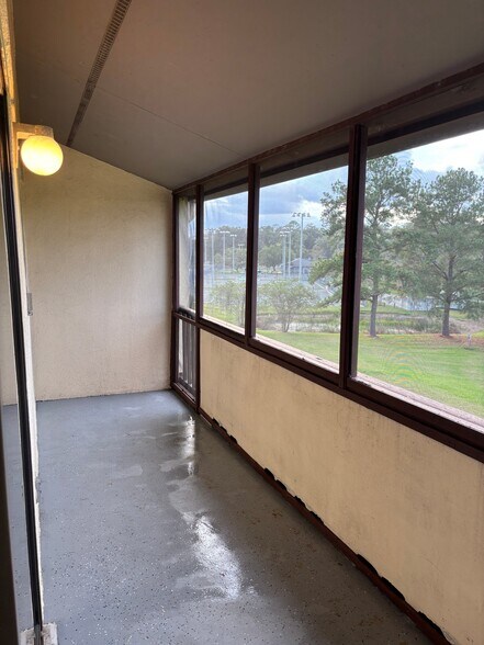 Building Photo - 3437 E Fort King St