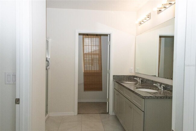 Building Photo - 3940 Silverstream Terrace
