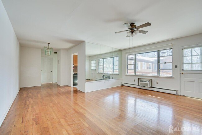 Building Photo - 55 Gill Ln