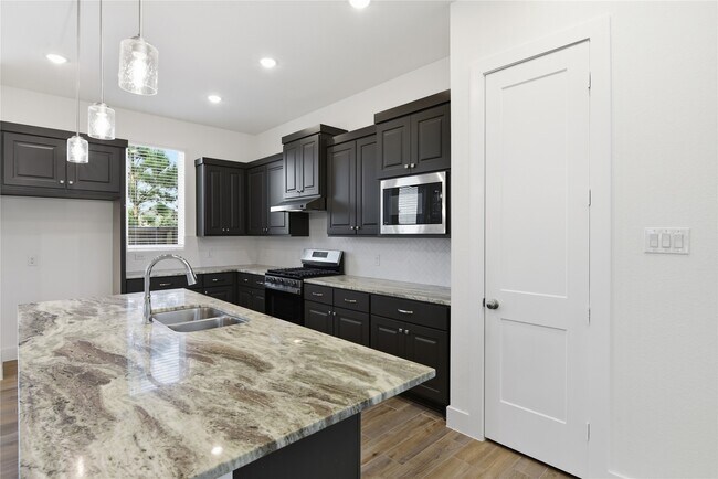 Building Photo - 7734 Clover Gully Ln