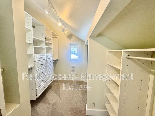 Building Photo - 843 NW 63rd St