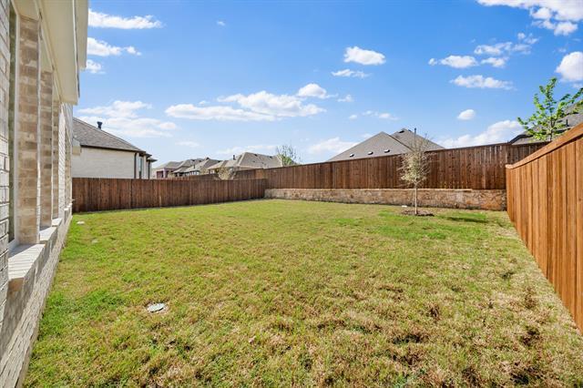 Building Photo - 912 Alberta