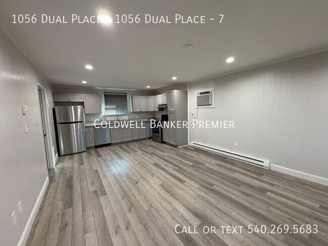 Building Photo - 1056 Dual Pl