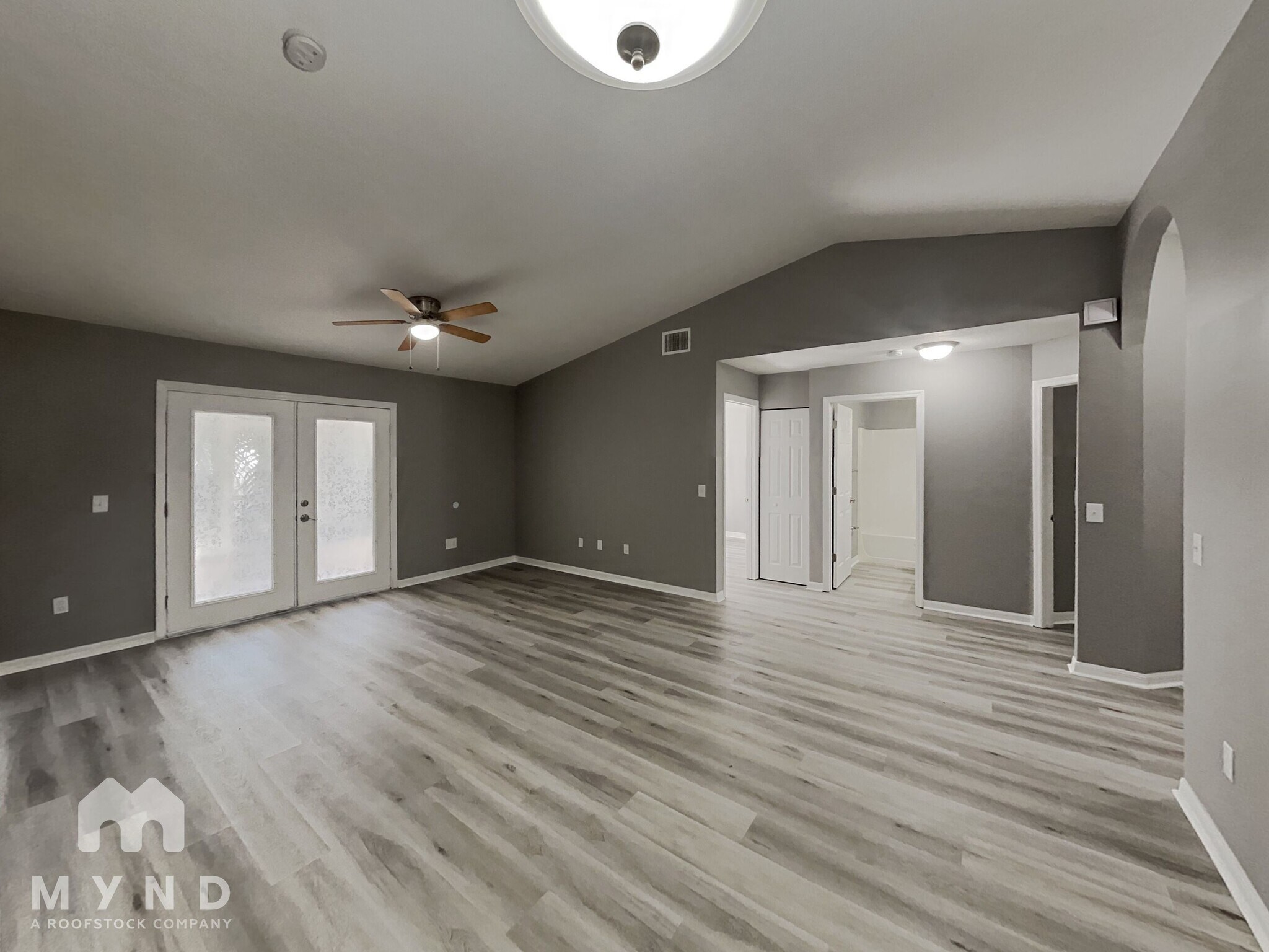 Building Photo - 908 Hubbel Rd