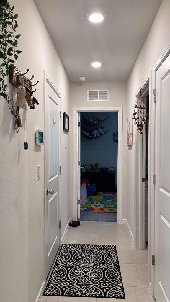 Building Photo - 30152 Skylark Dr