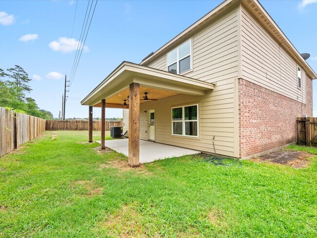 Building Photo - 8843 Leclaire Meadow Dr