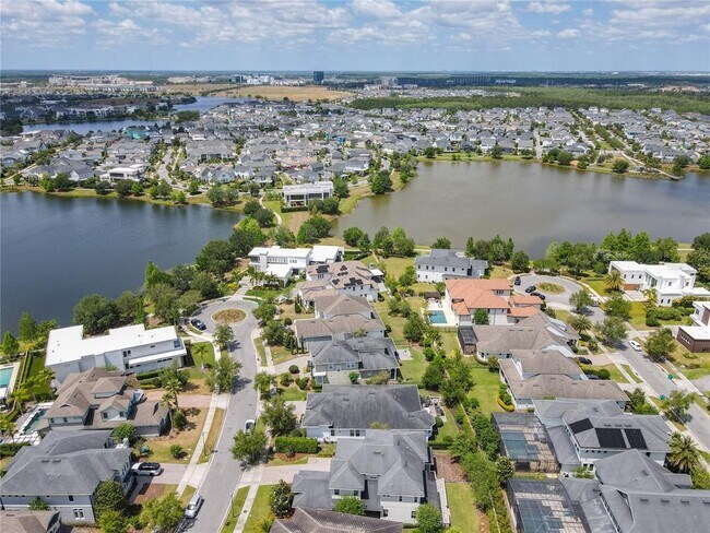 Building Photo - 9421 Dugard Ct
