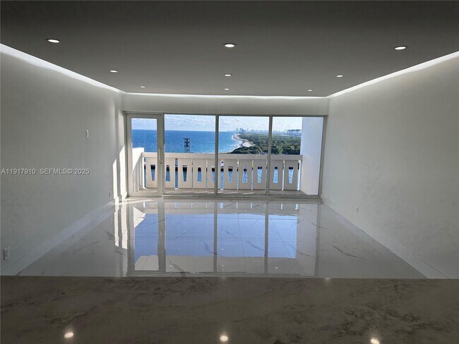 Building Photo - 2100 S Ocean Dr