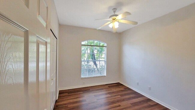 Building Photo - Annual Rental: Elegant 3-Bedroom, 2.5-Bath Home in the Gated Lakewood Ranch Country Club