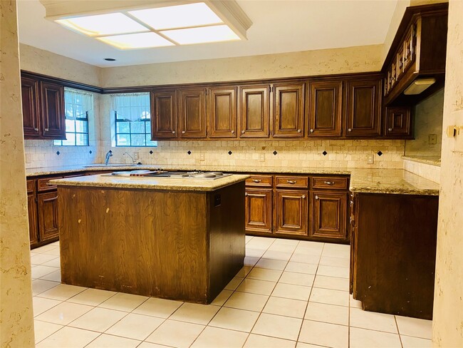 Building Photo - 14212 Horseshoe Bend