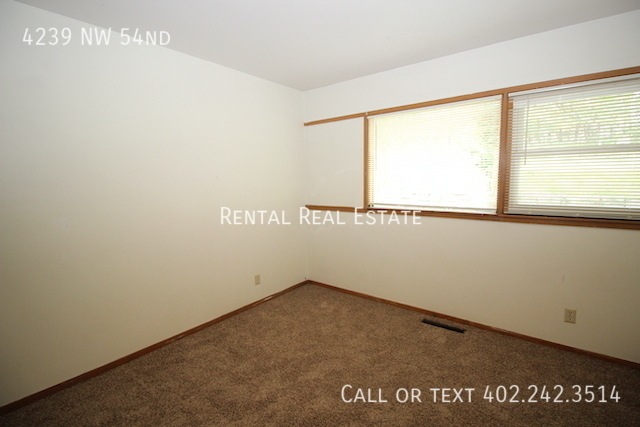 Building Photo - 4239 NW 54nd-